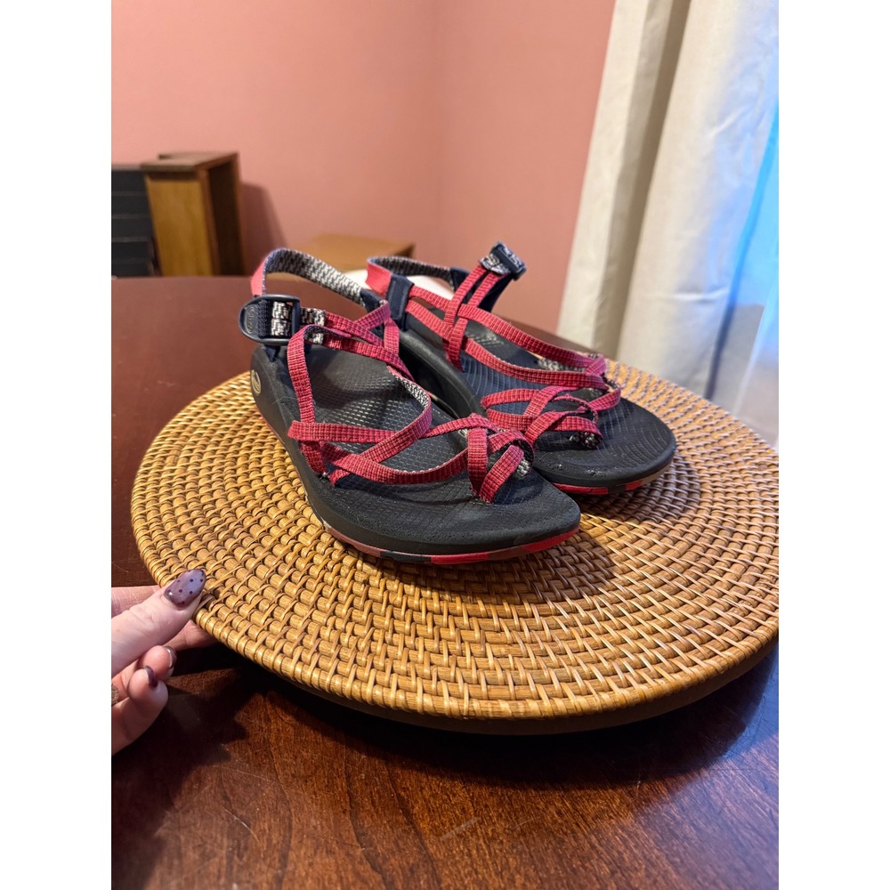 Chaco Womens Z Cloud 2 Sandals Red Navy Multi Strap Toe Loop Hiking Shoes Sz 11